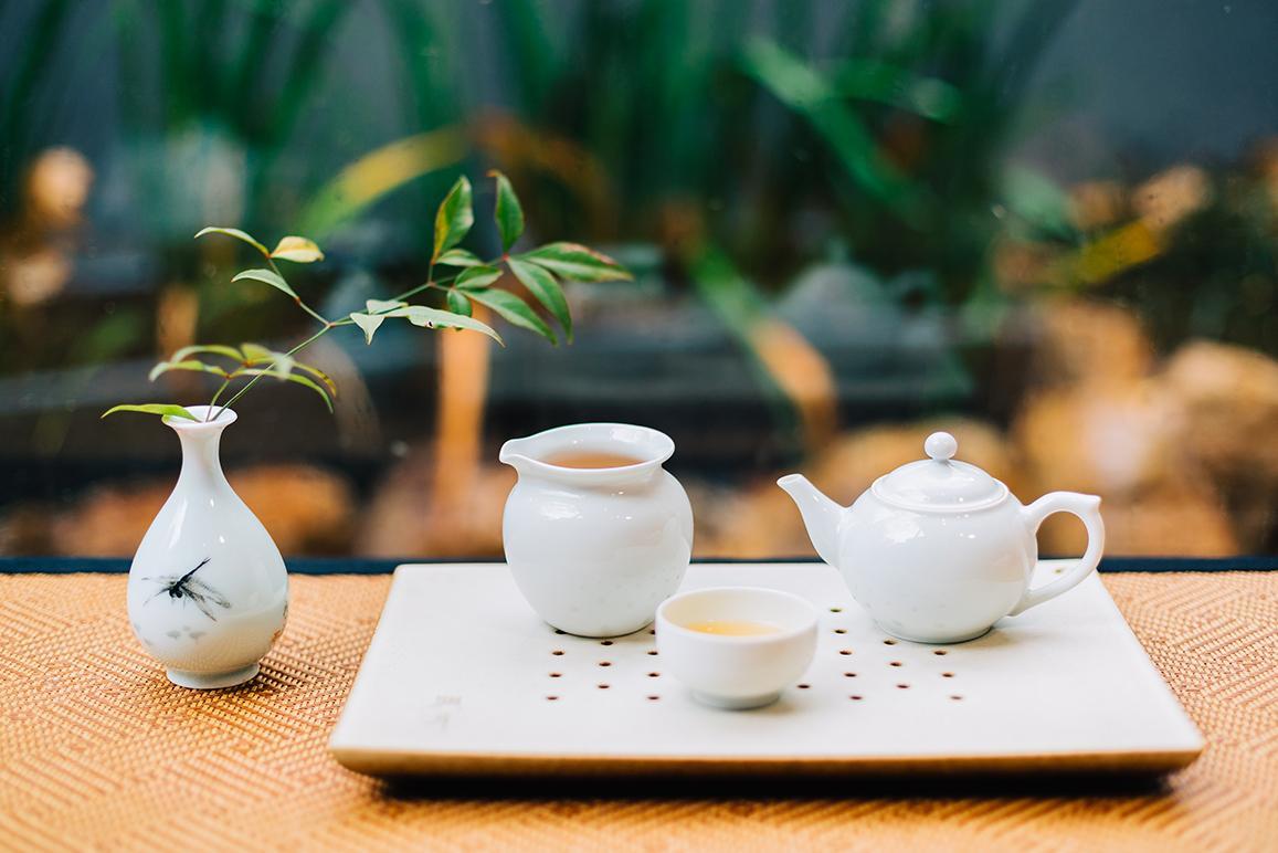 茶葉放(fàng)了三年(nián)還(hái)能喝(hē)嗎(ma)？茶葉的保質期一般多久？不妨一看(kàn)